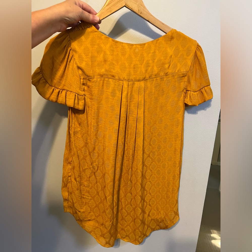 Anthropologie Maeve Yellow Silky Blouse - Hailey flutter-sleeve top - Picture 5 of 5